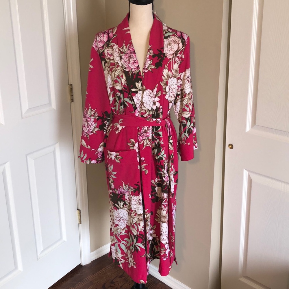 Gorgeous New York and Co Kimono